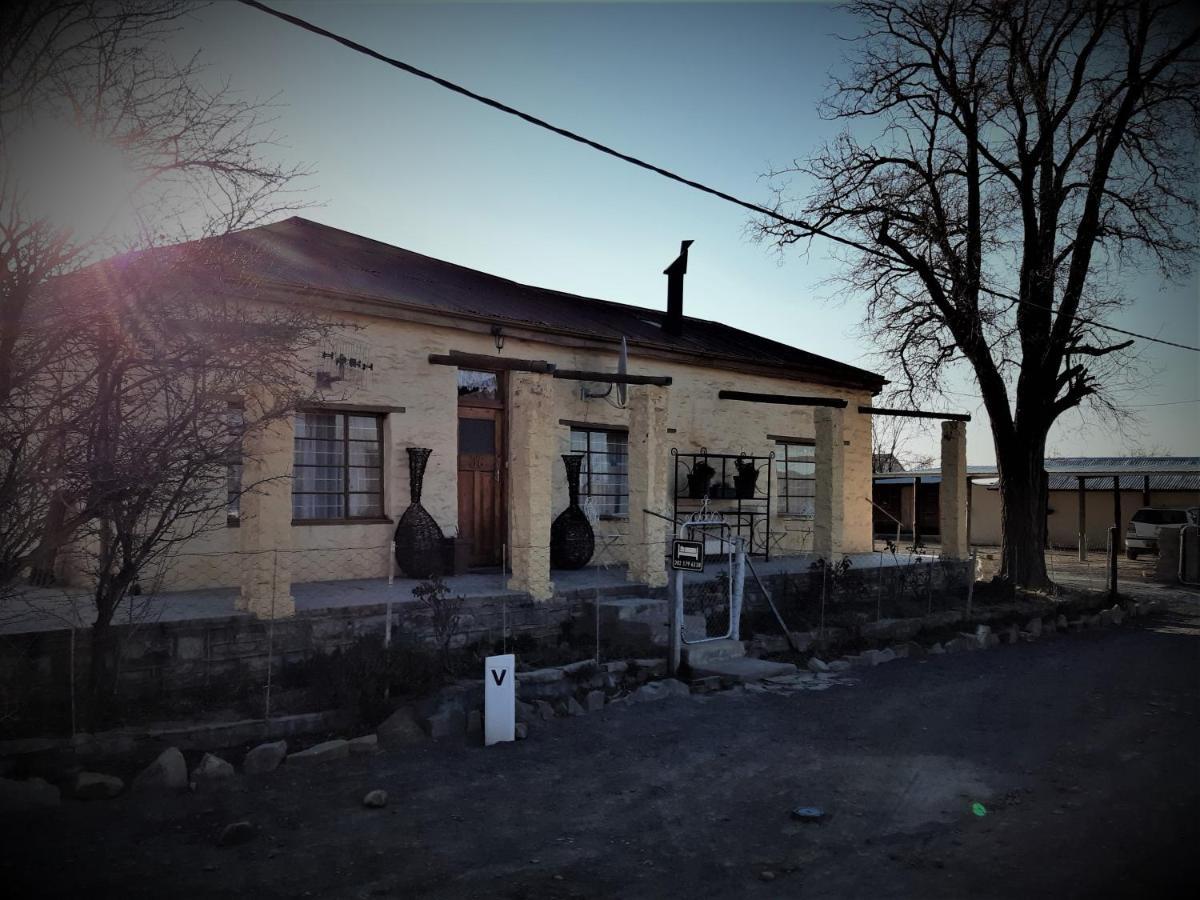 Sutherland Guest House Exterior foto
